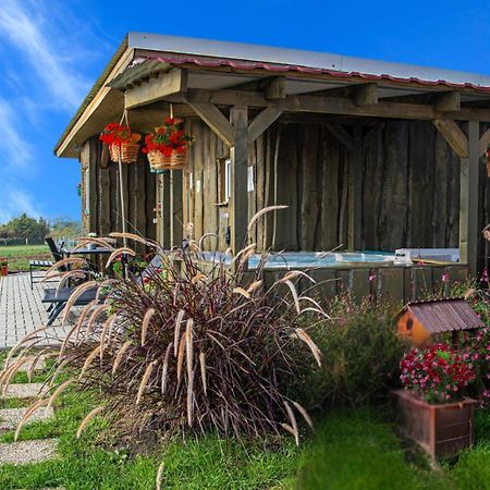 Romantic Jacuzzi Hideaway Near Heviz Rezi Eksteriør billede