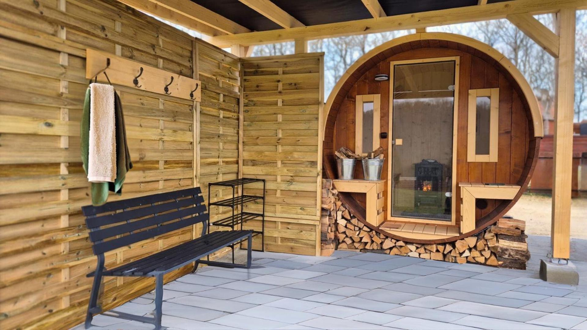 Romantic Jacuzzi Hideaway Near Heviz Rezi Eksteriør billede